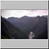 Inca_Trail_green_valley2.jpg
