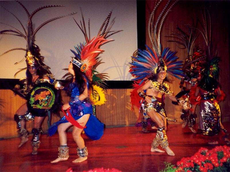 aztecsbig1.jpg (112336 octets)