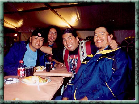 skyfriends.jpg (47678 octets)