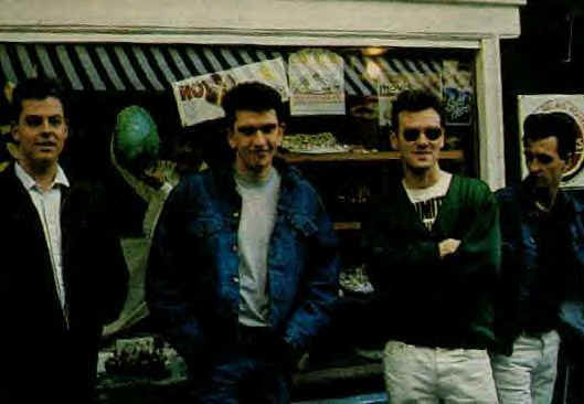 smiths3.bmp (581262 bytes)