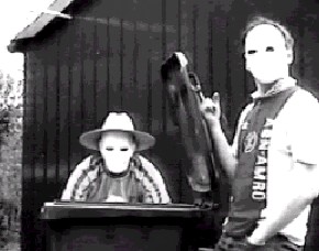 crustbin.jpg (21840 bytes)