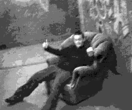 doobny3.jpg (41486 bytes)