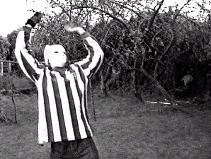 jimivid.jpg (33029 bytes)