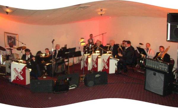 Photo  reminiscing wave2 (27K)