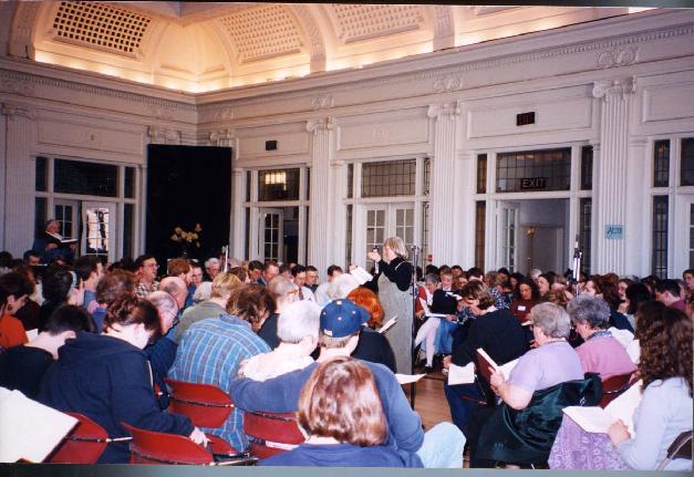 the square of singers