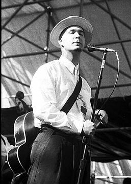 This is the ever-swingin'
Scotty Morris of BBVD.