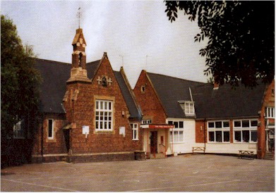 school1.jpg (41640 bytes)