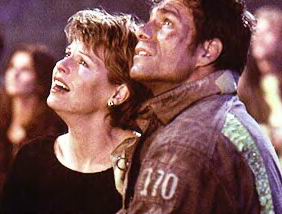 gracesamsky.JPG - 15420 Bytes