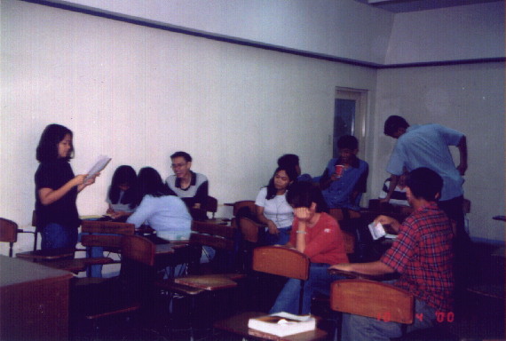 class1.JPG (57694 bytes)