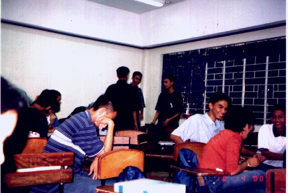 class4.JPG (80860 bytes)