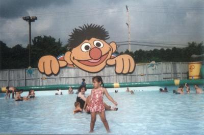 Refrescandose del calor...
