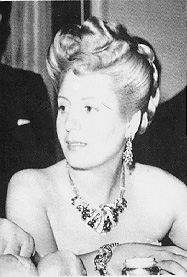 Eva at a formal dinner