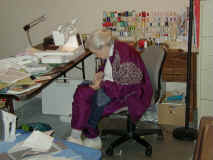 machine2.jpg (63299 bytes)