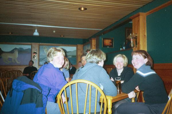 table� HEIGHT=280 WIDTH=450></H1></CENTER>

<center



<!--EndFreetext-->
<p>

<!--Links-->
<font size=