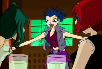 She's trying to be nice to Mirta, but nooo, she won't hear of it!