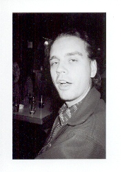 Polarn Henrik "Honk" p&aring; The Flickers spelning i oktober 2001.