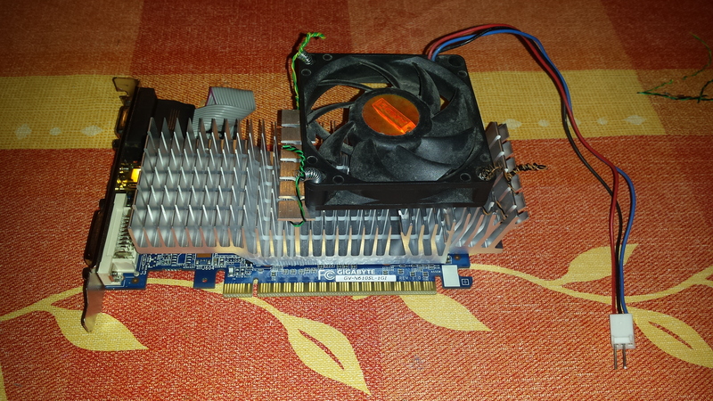 Fan mounted on the GPU