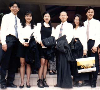 Still have few minutes,,,,,,,another photos please,,,,,