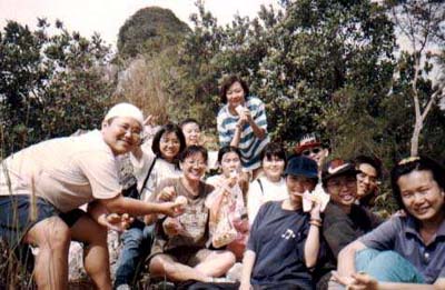 Oppss.....Hungry oredi...let's eat 1st....still a long way to go.....