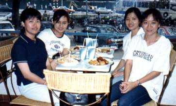 A quarter of roasted chicken; coldslaw; lagsana; potato; butter and bread.