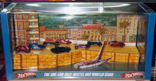 DISPLAY3.JPG (32992 bytes)