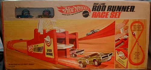 ROD RUNNER SET.JPG (26724 bytes)