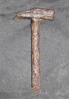 arthamm.jpg (38573 bytes)