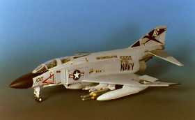 Revell-Monogram F-4J