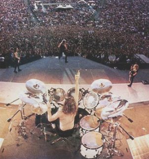 Pictures and Bio's of famous drummers at Drummer Unlimited