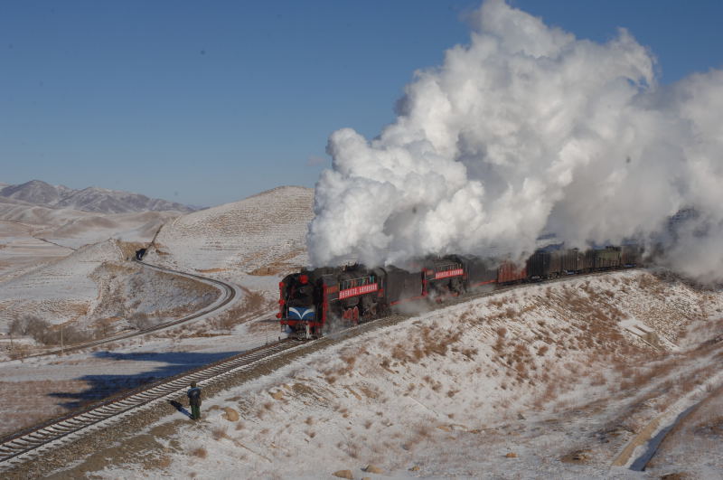 The train after Reshui upper tunnel