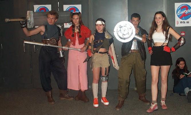 Cloud, Aeris, Yuffie, Barret, Tifa (von links)