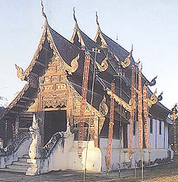 En av Wat Phra Singhs byggnader