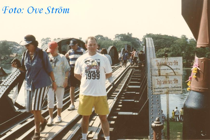 Ove vid den ber�mda bron. Notera den vackra Bryn�s-tr�jan. Foto: Hans Karlsson