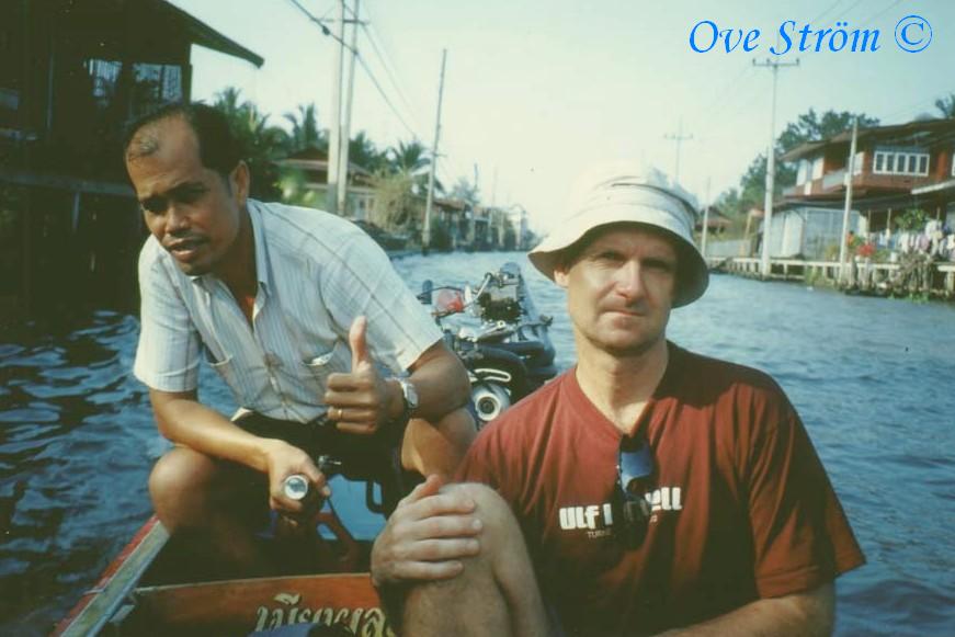 HasseJohan tillsammans med v�r 'kapten'. Observera hans gigantiska tumme! - Foto: Ove Str�m