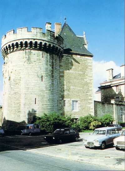 Surviving tower of Alen�on castle