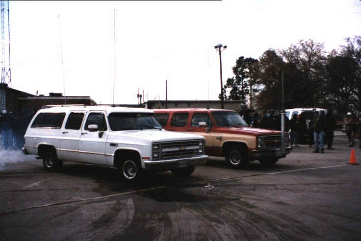 Country Preacher Keying his white suburban