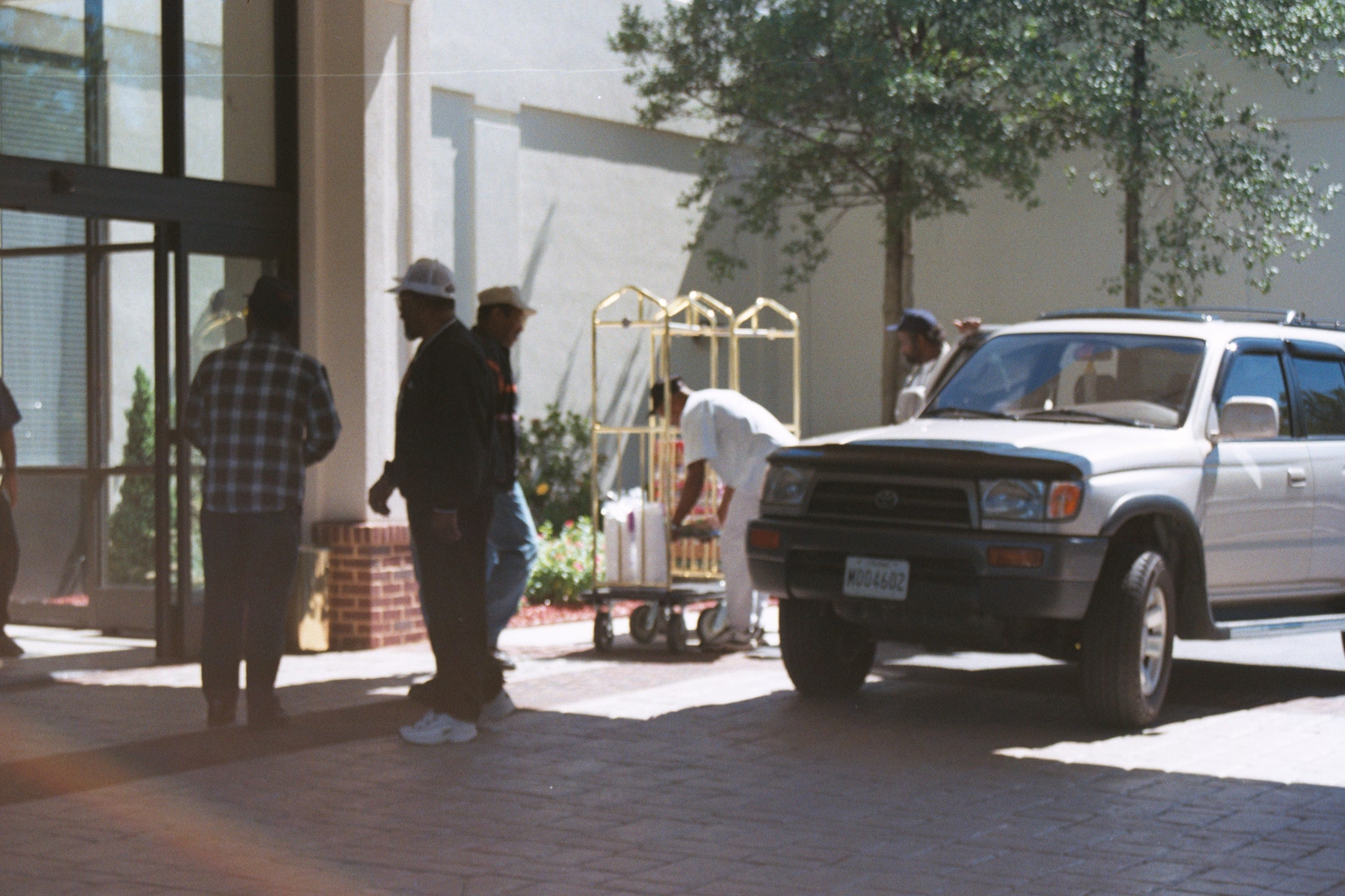 Unloading Killer1248_md's 4Runner