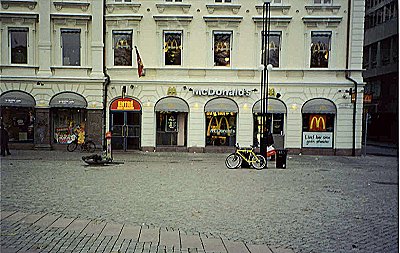 Gustav Adolfs Torg, Malm�. November 1997