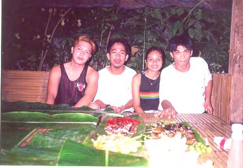 Eb16.jpg (23479 bytes)