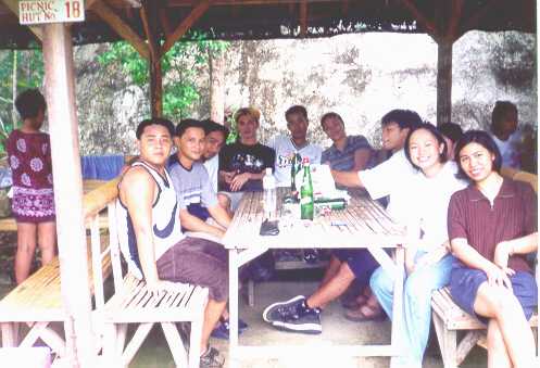 Eb4.jpg (27400 bytes)