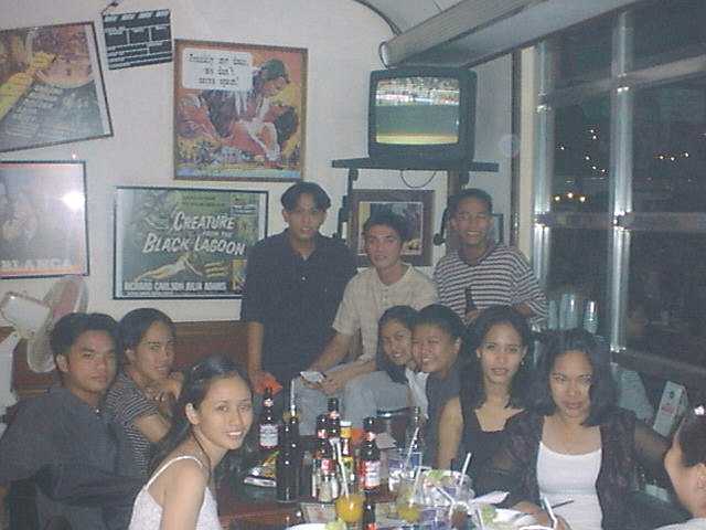 street11.jpg (35741 bytes)