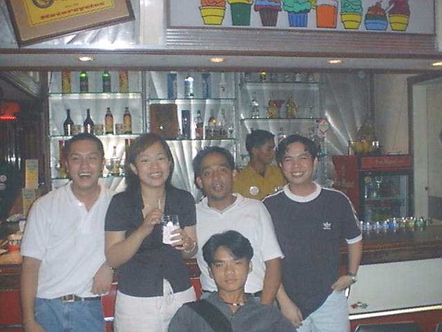 street8.jpg (35960 bytes)