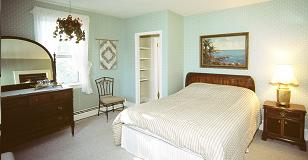 Apt 1 - Master Bedroom