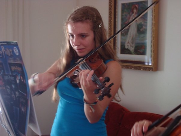 Amber playing the violin