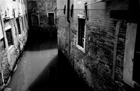 alley_venice