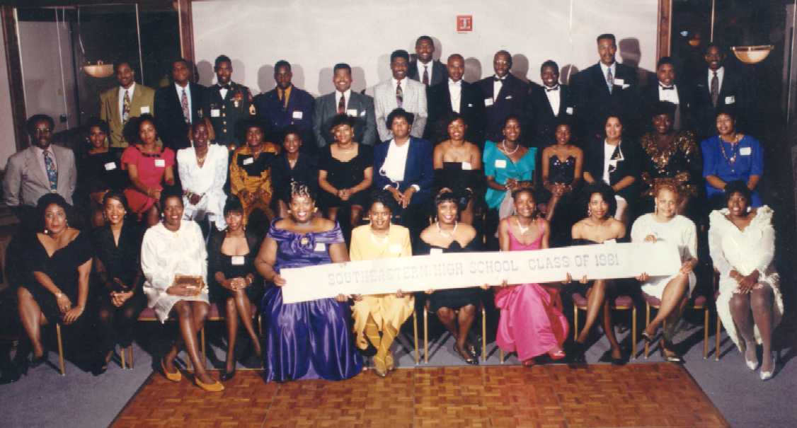 Detroit Southeastern Class of 1981 Group Picture taken at the Omni Hotel on 8/24/91.
