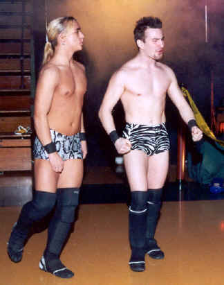 Freaks.jpg (58471 bytes)