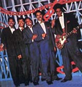 The original Coasters of 1957 - fr.l. Carl Gardner, Billy Guy, Bobby Nunn, Leon Hughes and guitarist Adolph Jacobs (photo: Atco Records).