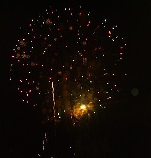 arch fireworks 09
