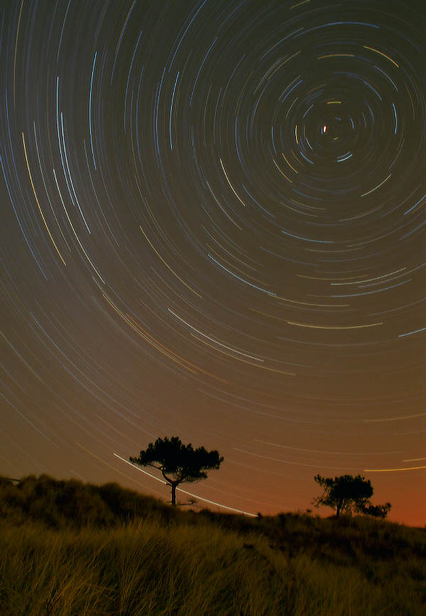 startrails 600 x 868
